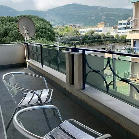Ciaosud Apartment *